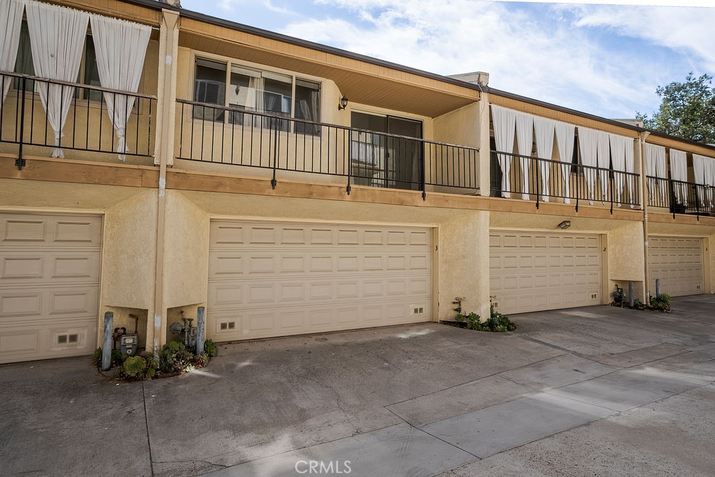 1881 Alpha Road, Unit 3 Glendale, CA 91208 - Photo 45 of 54 GARAGE EXTERIOR