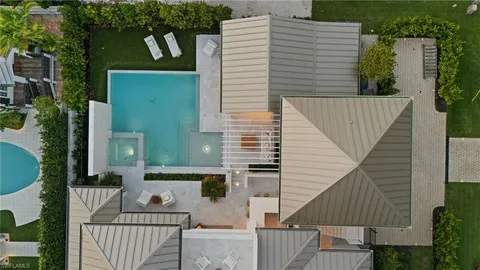 $17,500,000 | 187 10th Avenue South, Naples, FL 34102