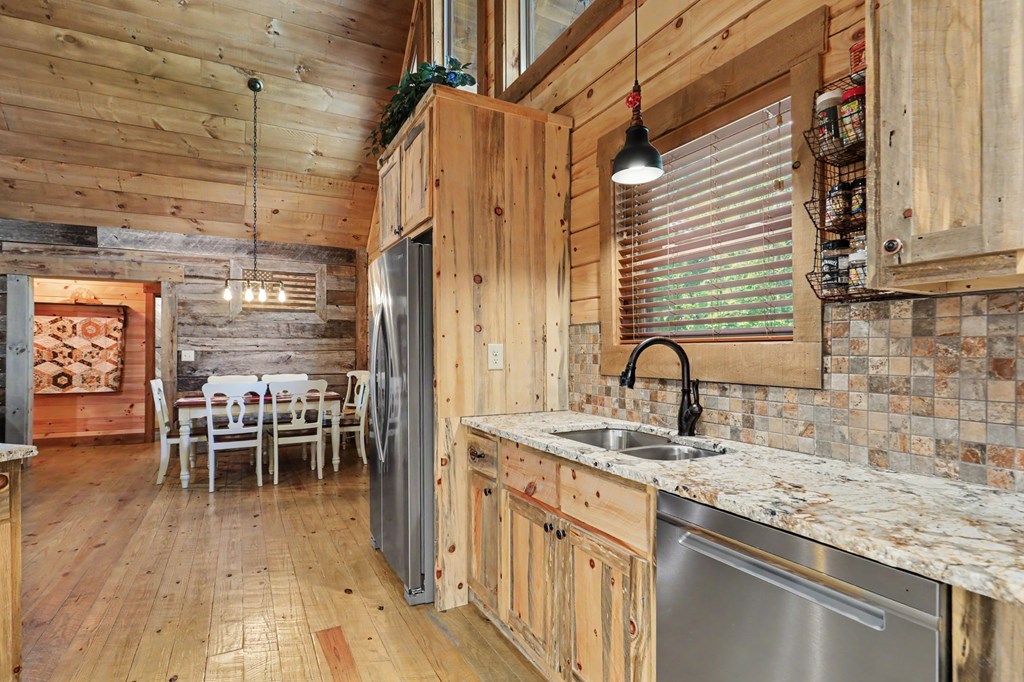 363 River Ridge Road Blue Ridge, GA 30513 - Photo 16 of 74 Gallery Image 16