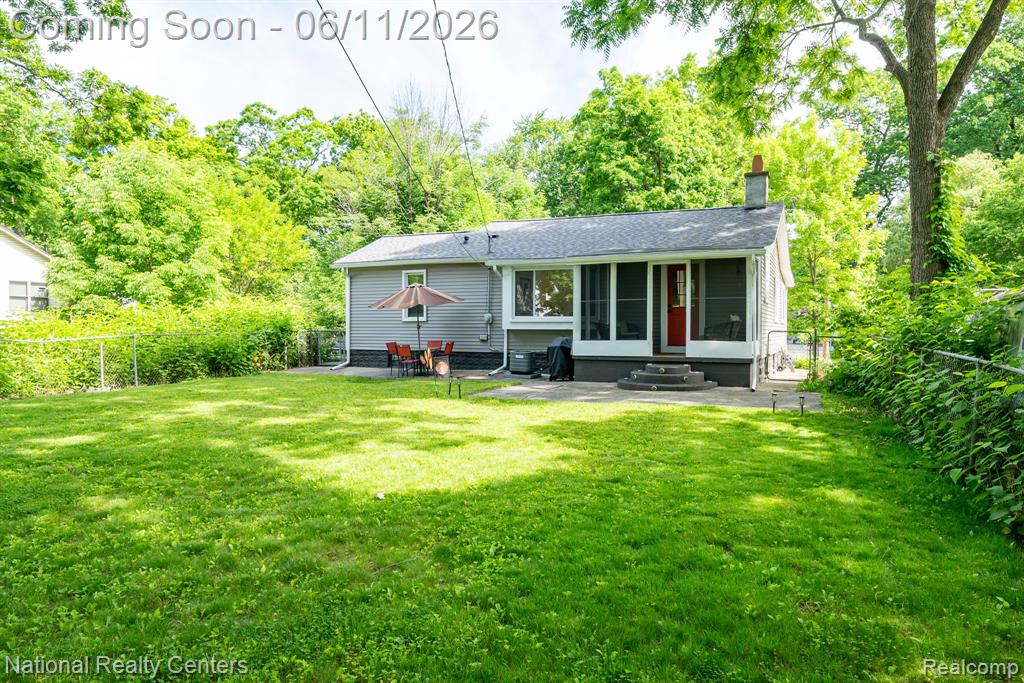 3973 Oak Knoll Road Waterford, MI 48328 - Photo 27 of 32