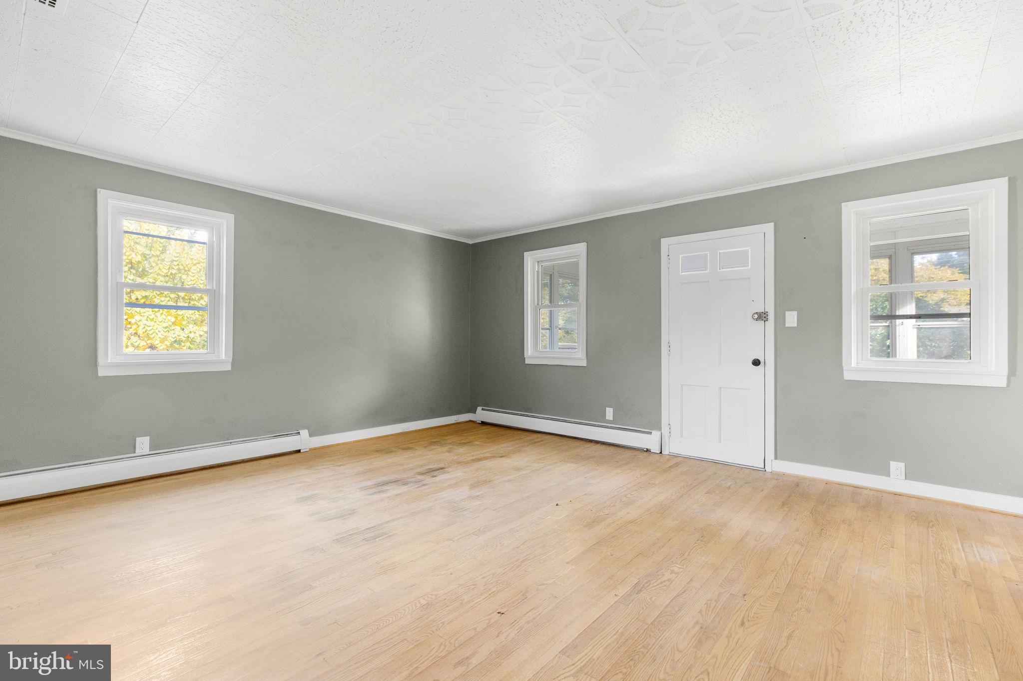 222 Rosehill Road West Grove, PA 19390 - Photo 10 of 23 Dining room