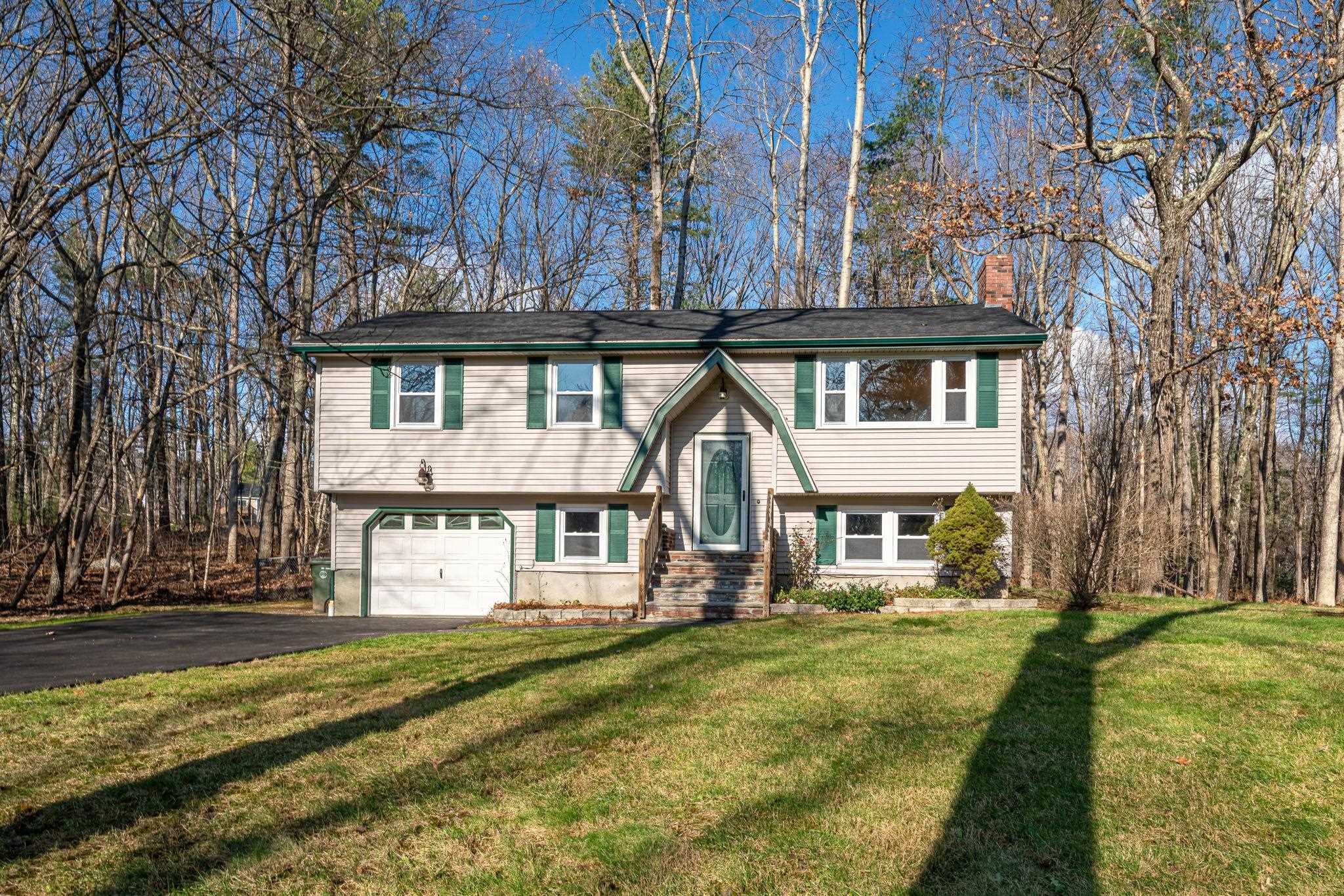 5 Sherwood Road Londonderry, NH 03053 - Photo 1 of 35 Gallery Image 1