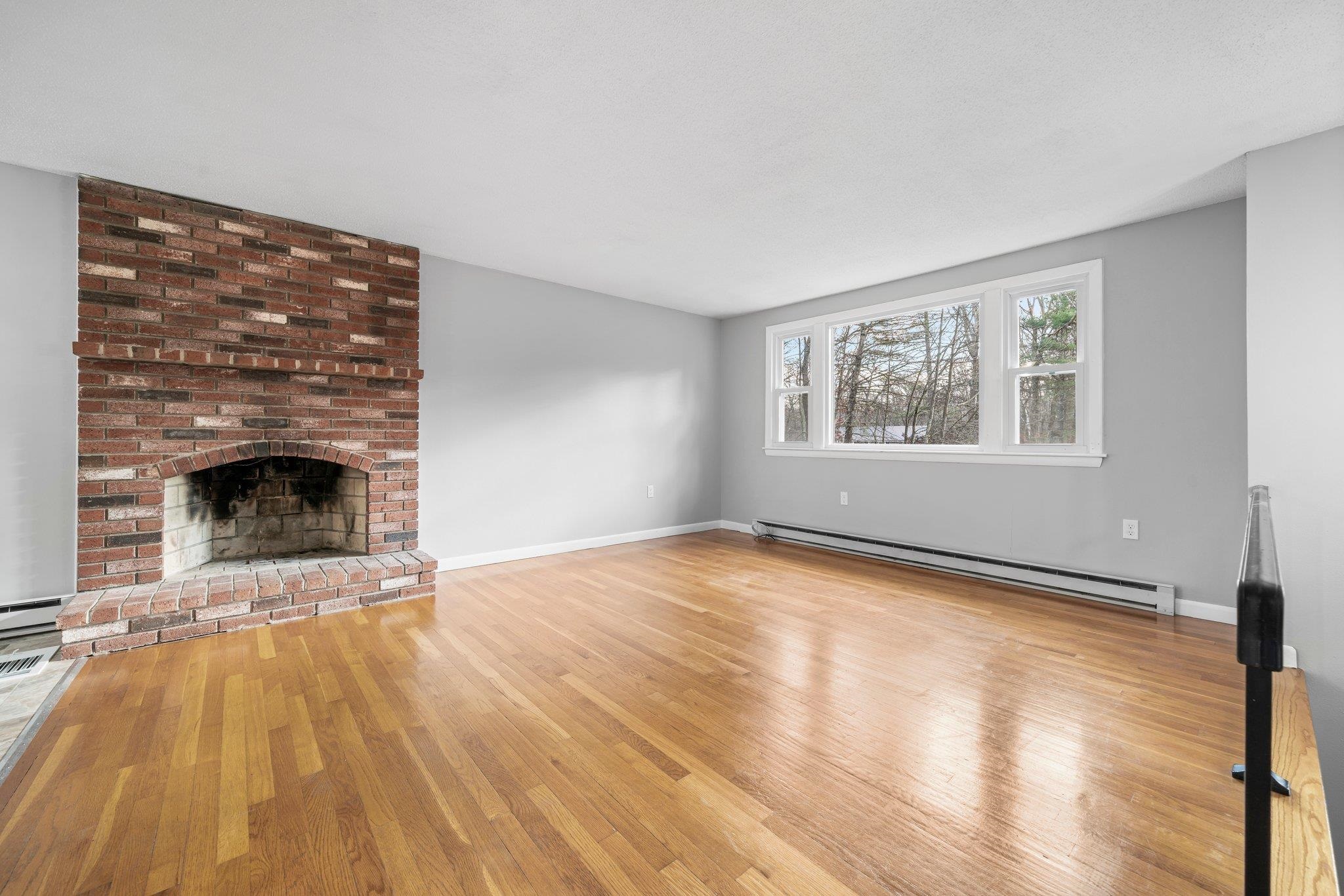 5 Sherwood Road Londonderry, NH 03053 - Photo 18 of 35 Gallery Image 18