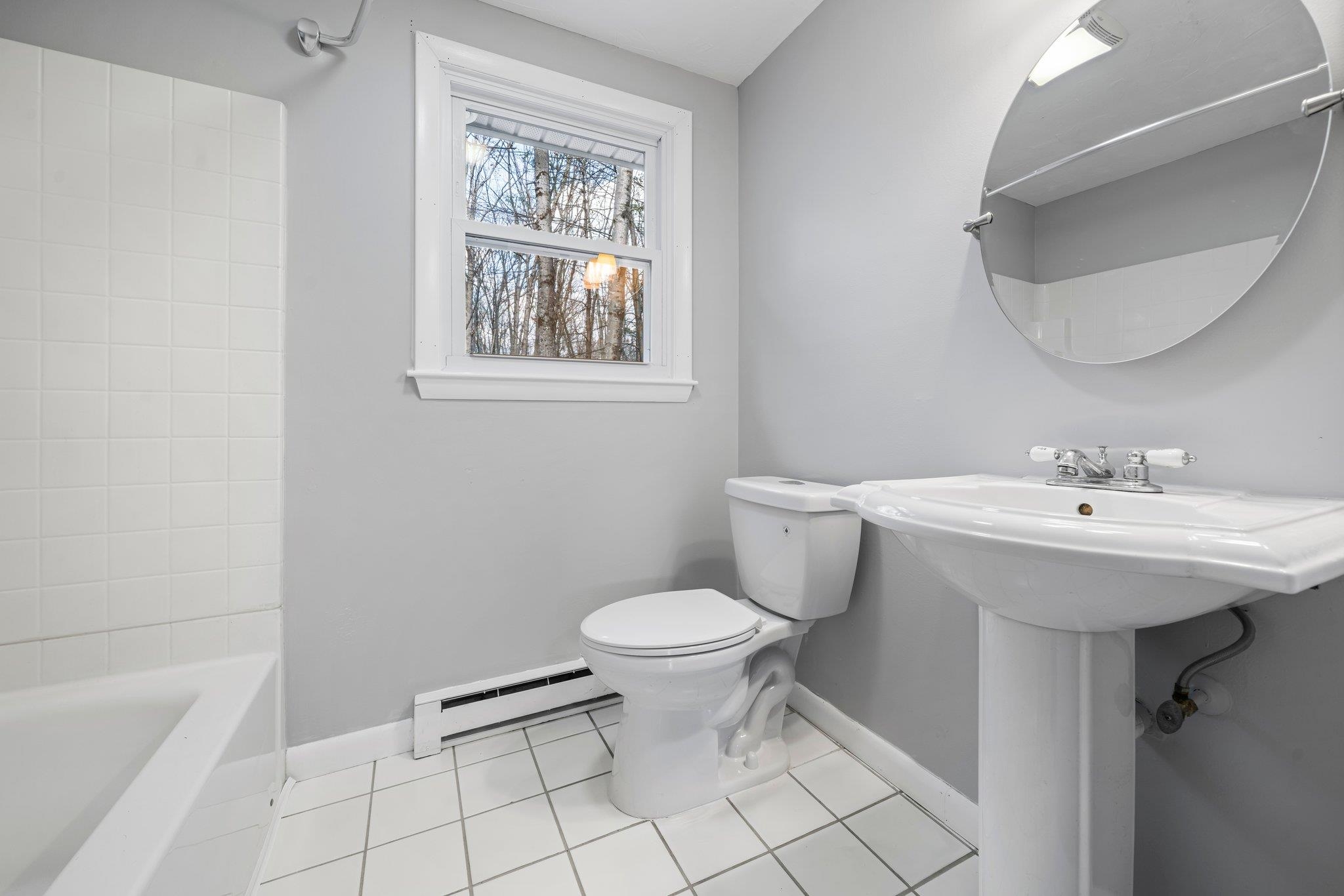 5 Sherwood Road Londonderry, NH 03053 - Photo 20 of 35 Gallery Image 20