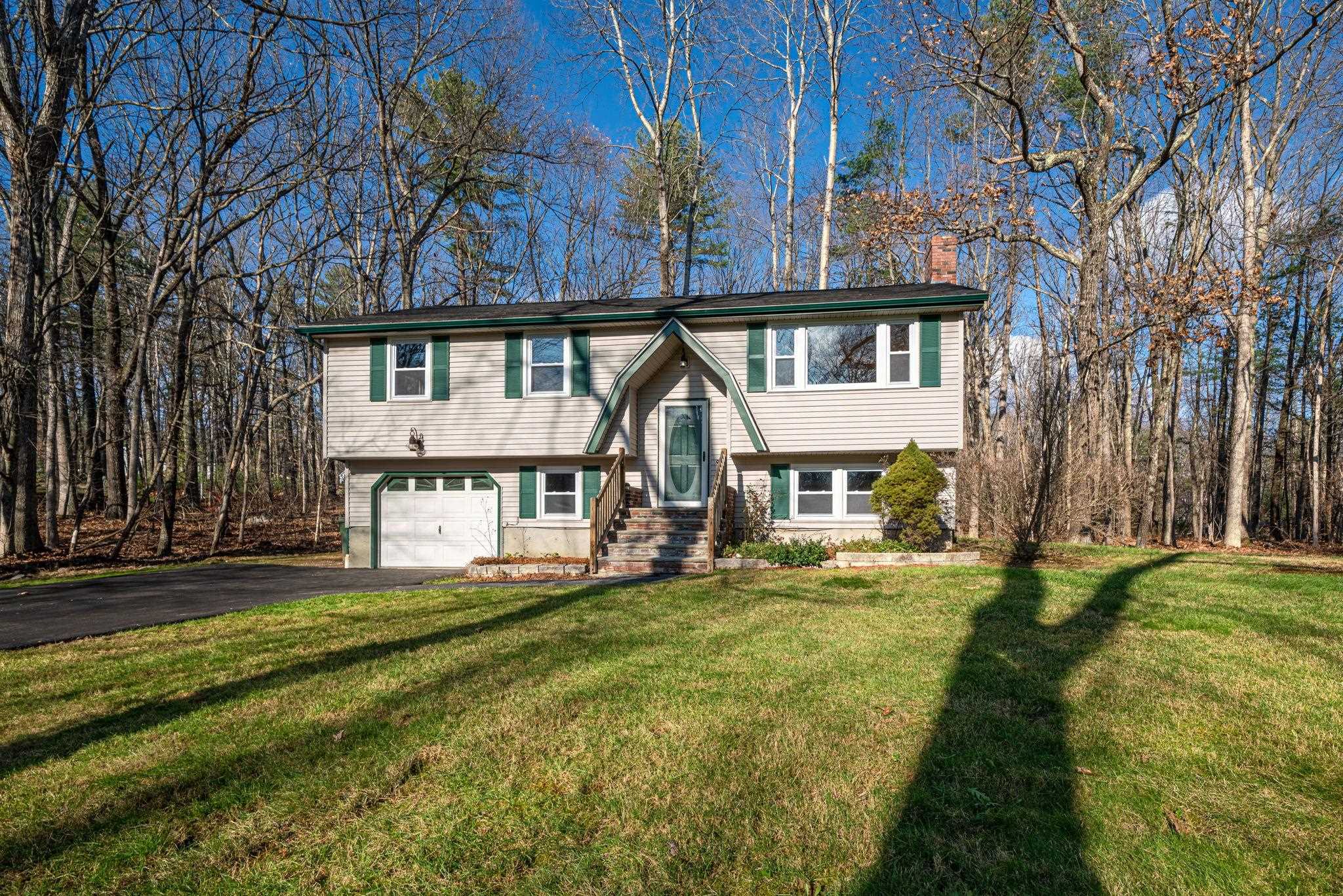 5 Sherwood Road Londonderry, NH 03053 - Photo 2 of 35 Gallery Image 2