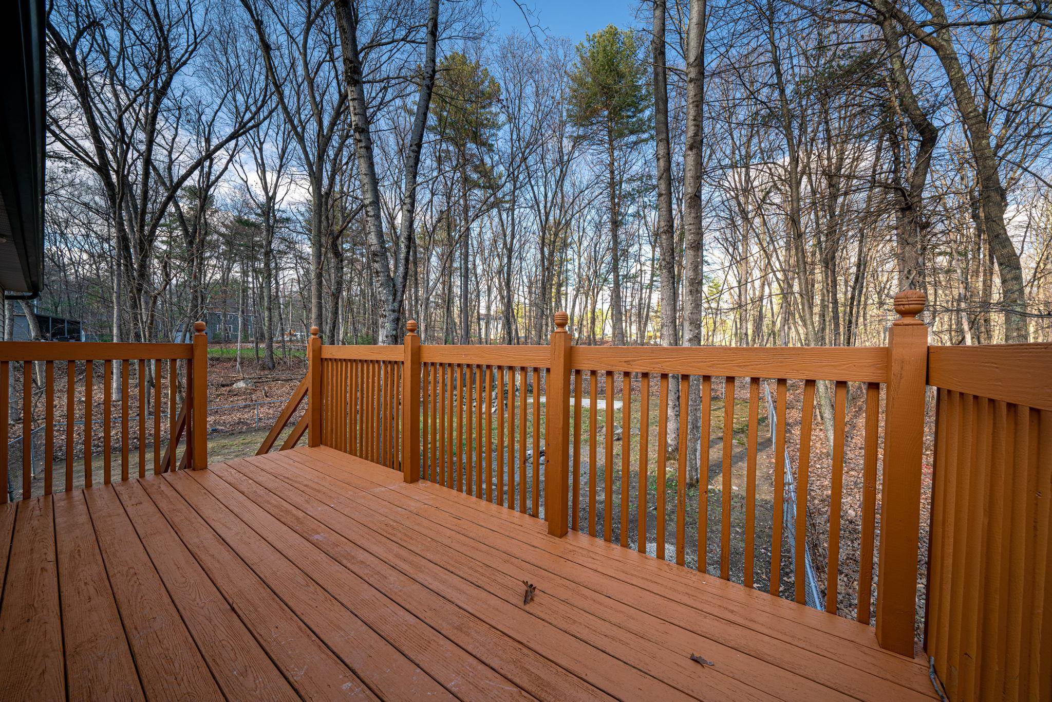 5 Sherwood Road Londonderry, NH 03053 - Photo 7 of 35 Gallery Image 7