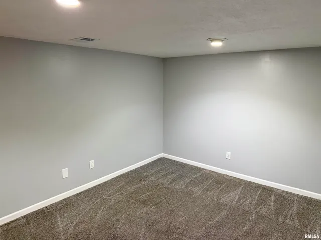 $169,900 | 2316-2320 West Ayres Avenue, Peoria, IL 61604