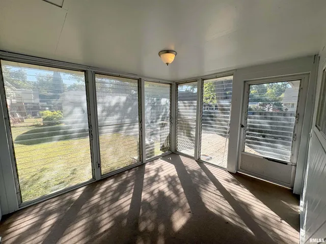 $169,900 | 2316-2320 West Ayres Avenue, Peoria, IL 61604