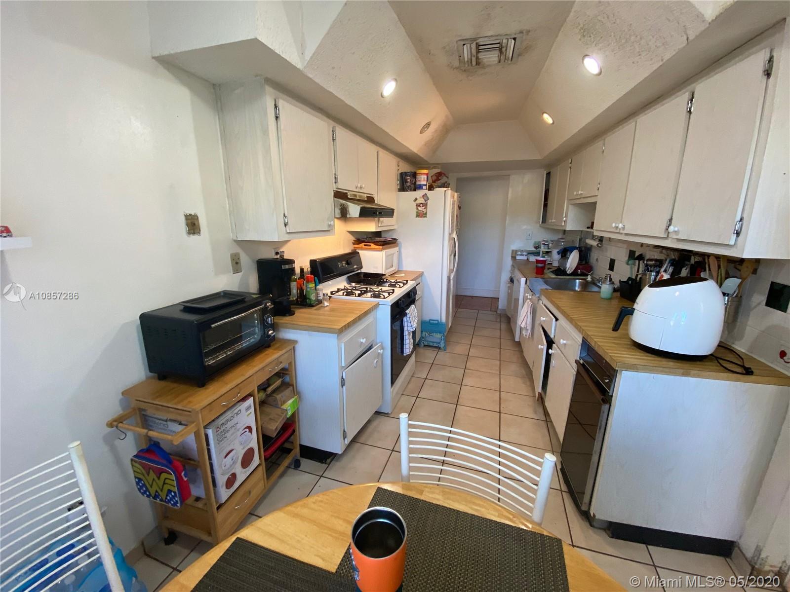8330 Southwest 154th Avenue, Unit 37 Miami, FL 33193 - Photo 12 of 15