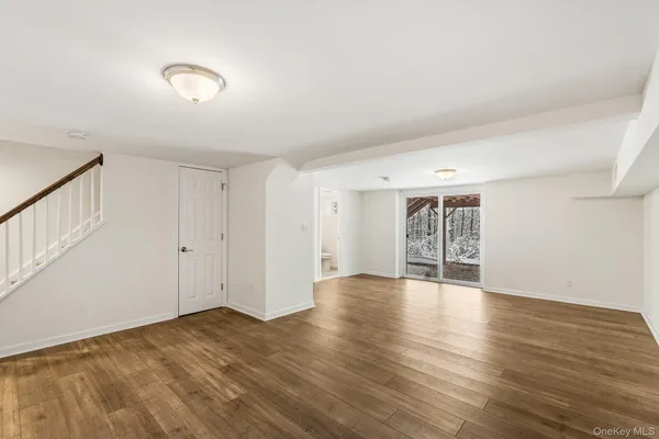 $699,000 | 3483 Overlook Avenue, Yorktown Heights, NY 10598