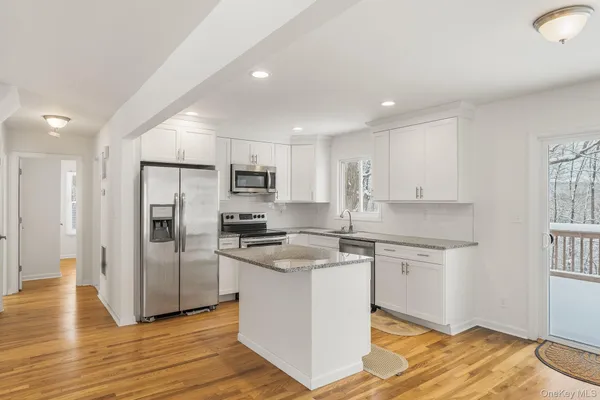 $699,000 | 3483 Overlook Avenue, Yorktown Heights, NY 10598