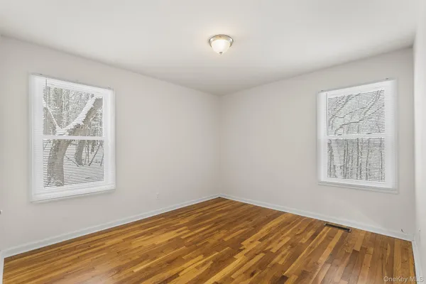 $699,000 | 3483 Overlook Avenue, Yorktown Heights, NY 10598