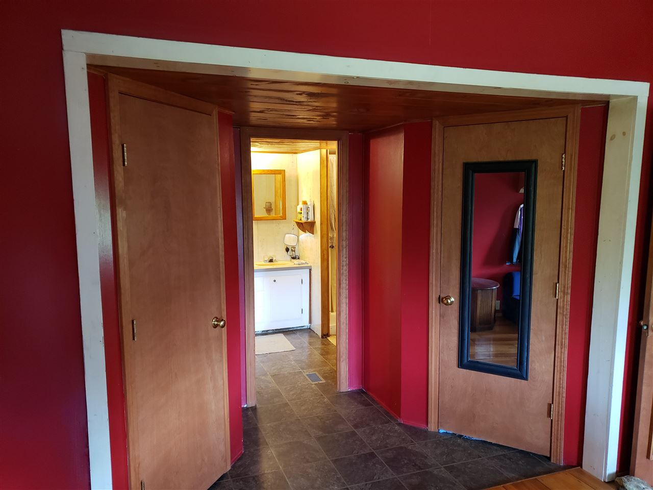 334 Roberts Road Royalton, VT 05068 - Photo 12 of 22 Gallery Image 12