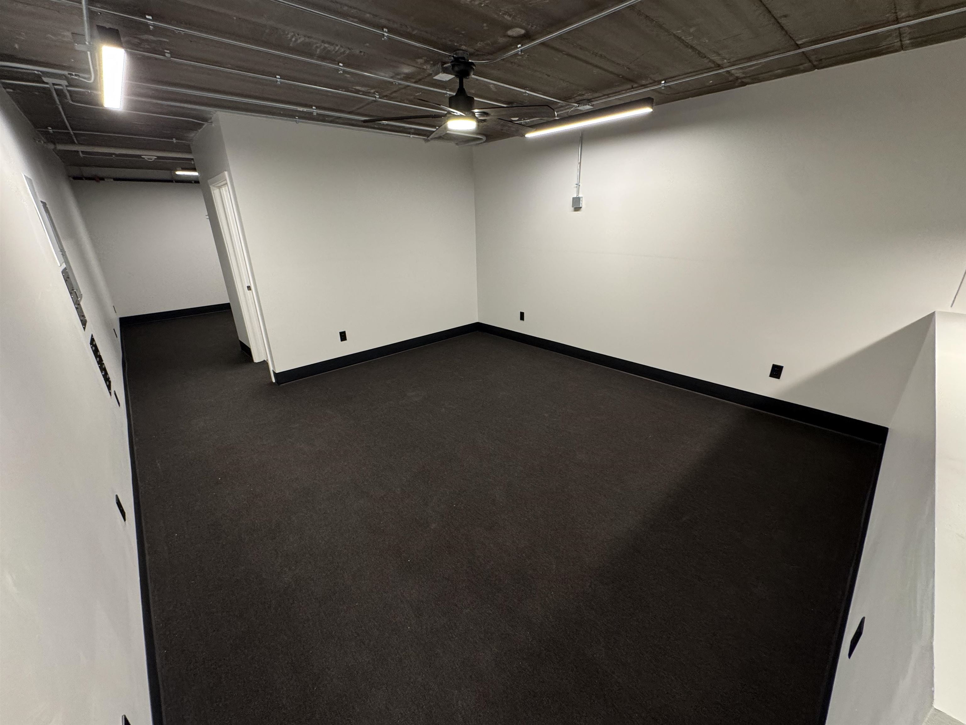 826 West 8th, Unit 826 Appleton, WI 54914 - Photo 8 of 15 Gallery Image 8