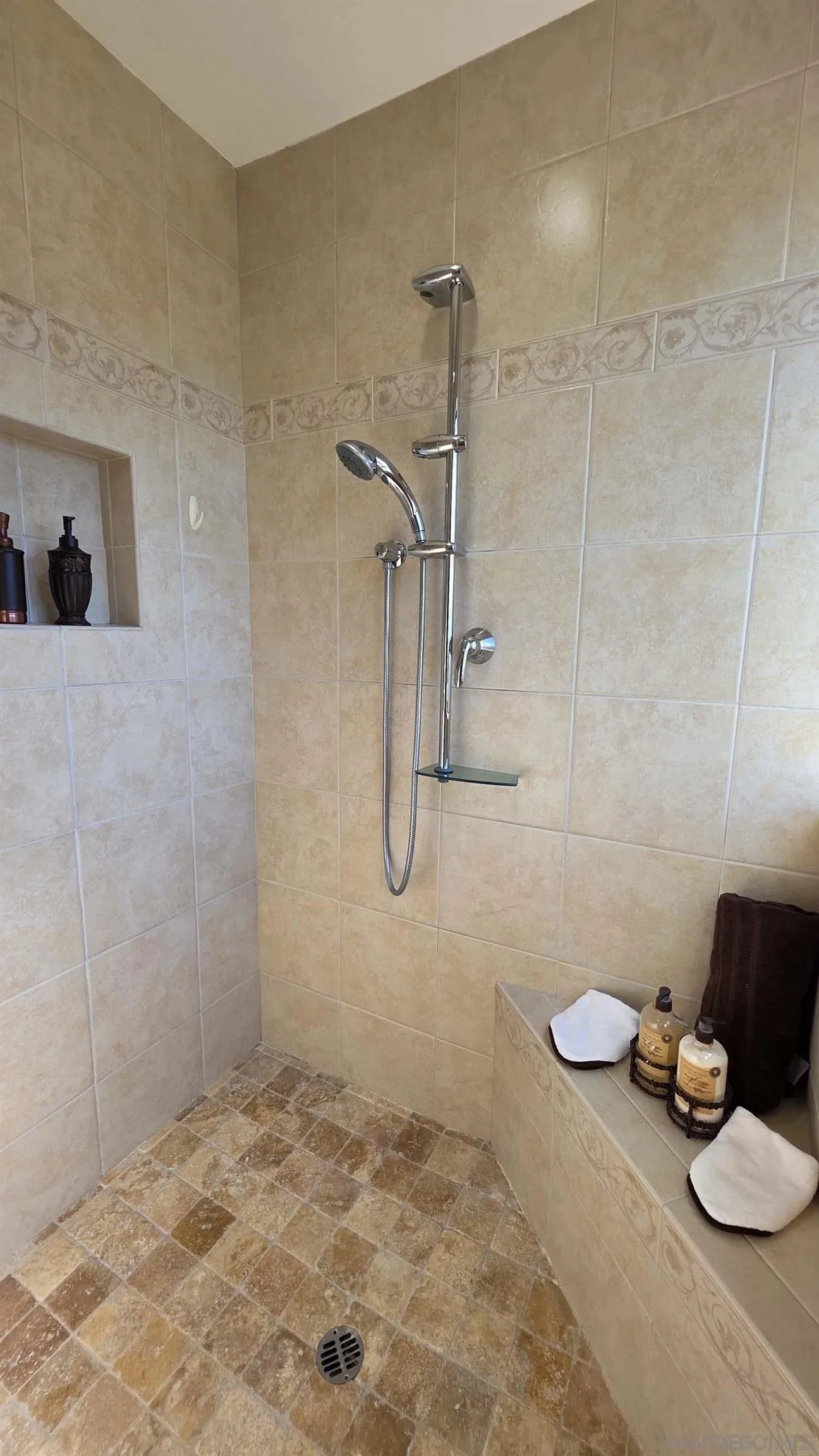 13588 McNally Road Valley Center, CA 92082 - Photo 28 of 43 a bathroom with a shower