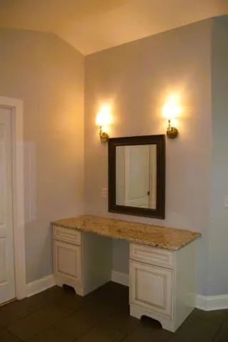 $389,900 | 2205 East Huntington Drive, Wilmington, DE 19808