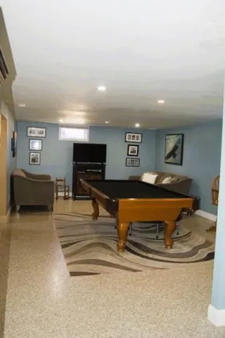 $389,900 | 2205 East Huntington Drive, Wilmington, DE 19808