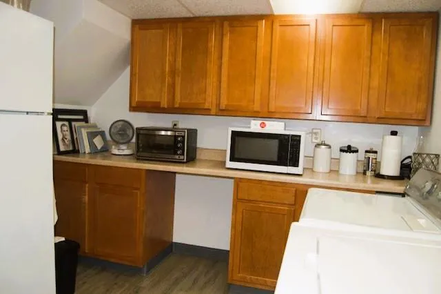 $389,900 | 2205 East Huntington Drive, Wilmington, DE 19808