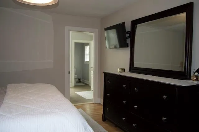 $389,900 | 2205 East Huntington Drive, Wilmington, DE 19808