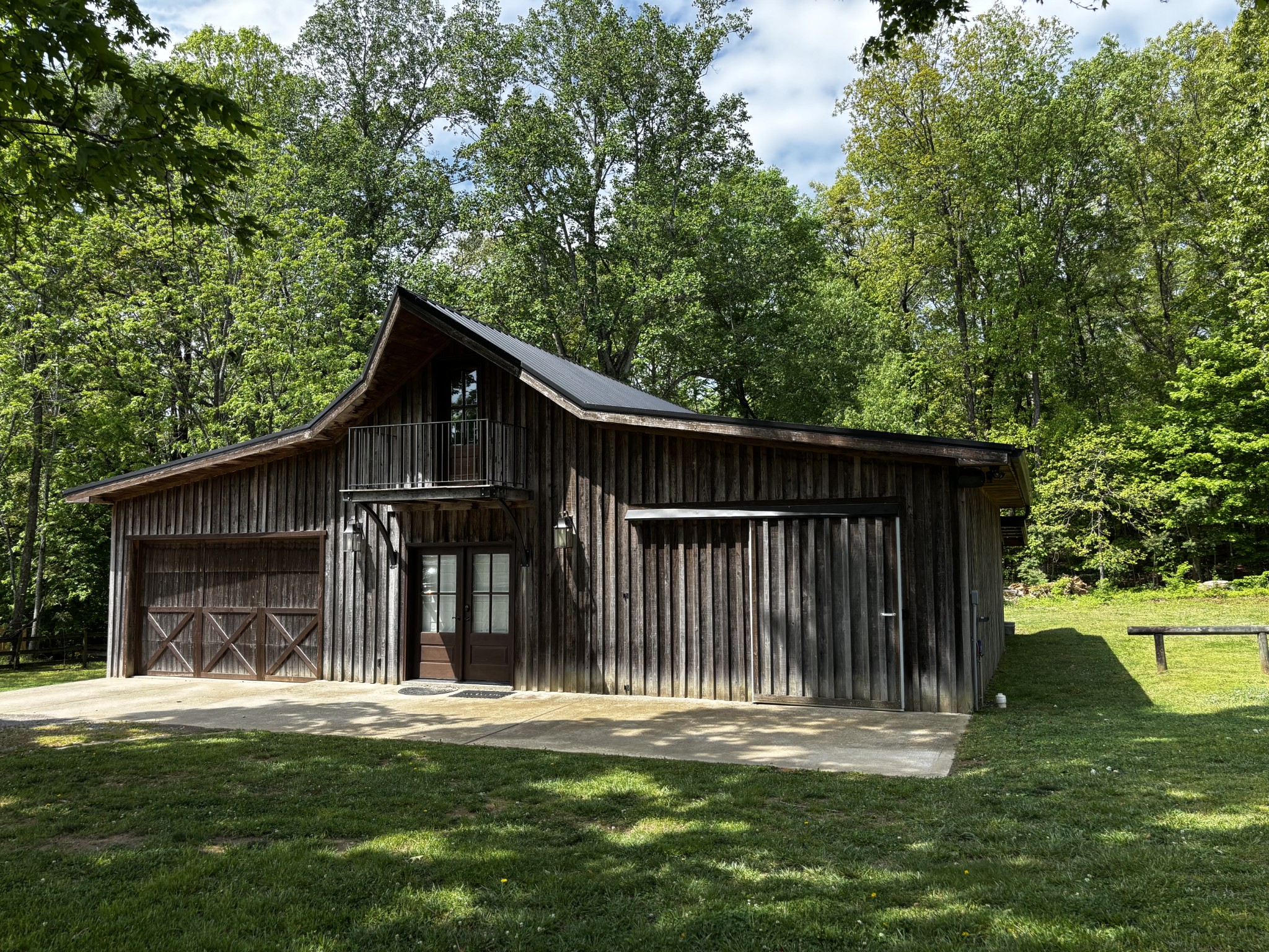 424 Buddy Road Burns, TN 37029 - Photo 2 of 11