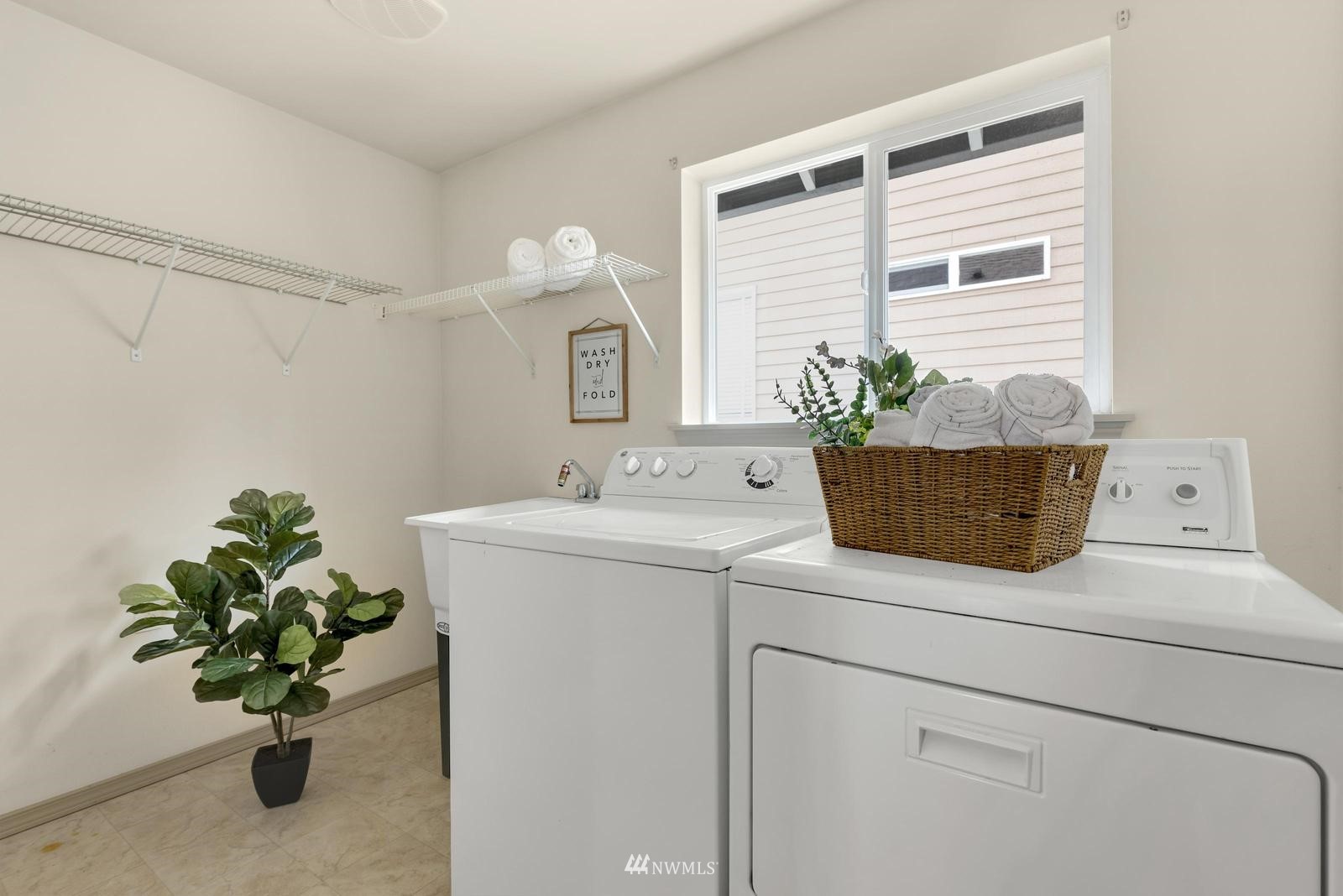 16218 Southeast 249th Place Covington, WA 98042 - Photo 18 of 38