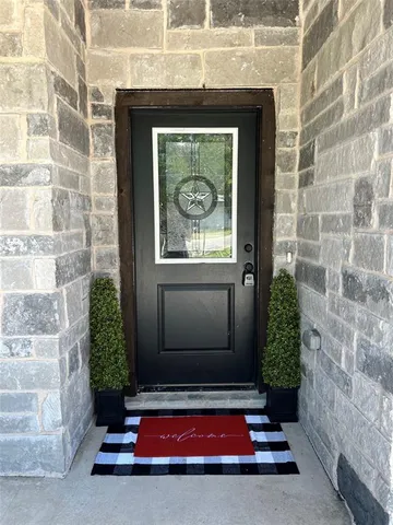 $326,900 | 1118 South Grand Avenue, Gainesville, TX 76240