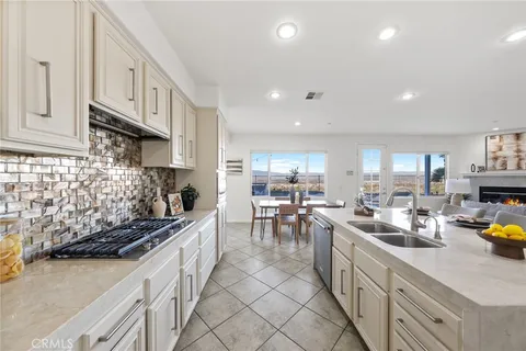 $1,295,000 | 2563 Camino Del Plata, Corona, CA 92882