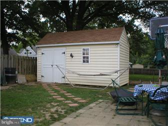 49 Mayflower Road Levittown, PA 19056 - Photo 7 of 8 Exterior Back