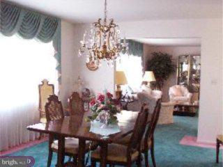 20 Brandon Road Pennington, NJ 08534 - Photo 2 of 6 Gallery Image 2