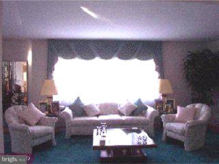 20 Brandon Road Pennington, NJ 08534 - Photo 3 of 6 Gallery Image 3