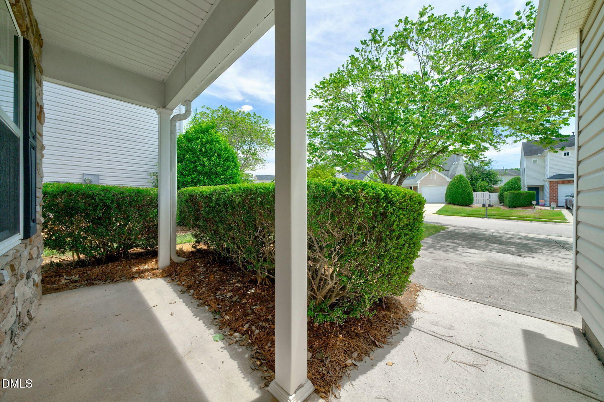 5512 Roan Mountain Place Raleigh, NC 27613 - Photo 4 of 42