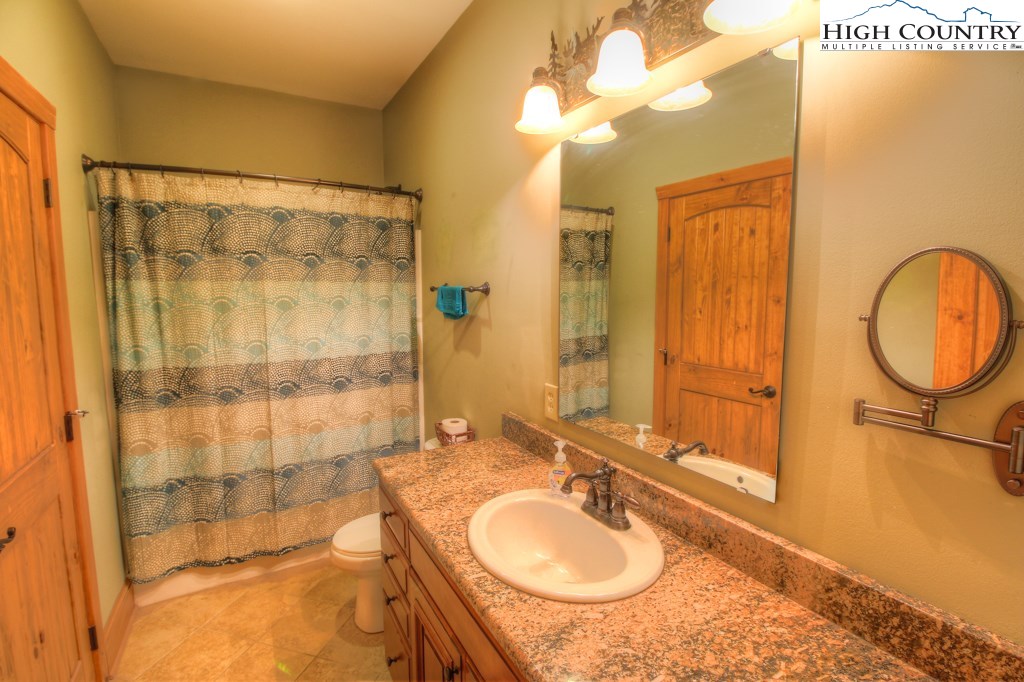 808 Timberlane Drive Boone, NC 28607 - Photo 11 of 30 Gallery Image 11