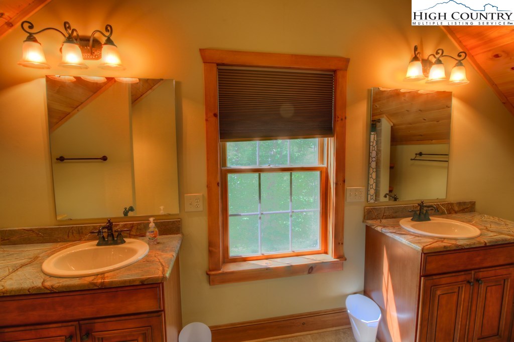 808 Timberlane Drive Boone, NC 28607 - Photo 14 of 30 Gallery Image 14