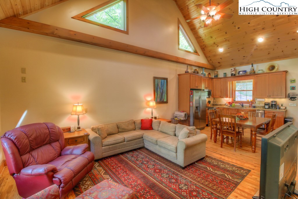 808 Timberlane Drive Boone, NC 28607 - Photo 7 of 30 Gallery Image 7