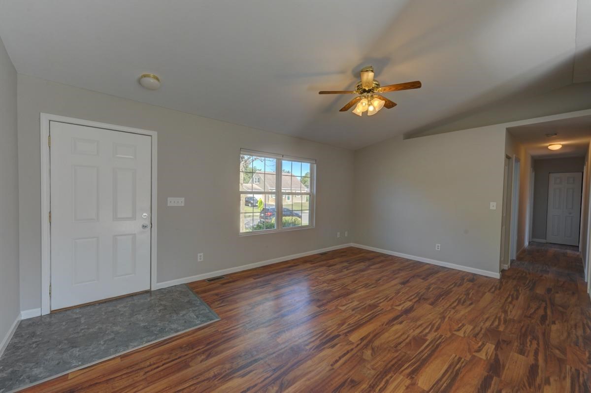 735 Devonshire Road Valparaiso, IN 46385 - Photo 3 of 16 1200x798