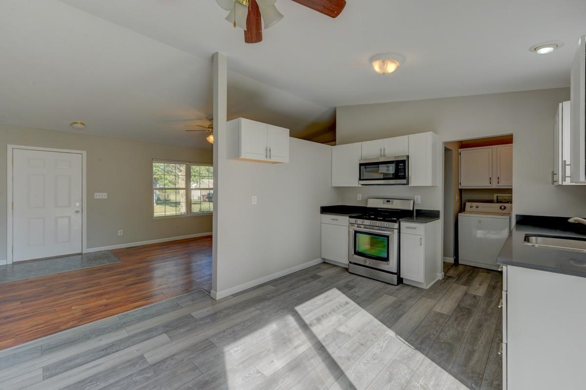 735 Devonshire Road Valparaiso, IN 46385 - Photo 5 of 16 1200x798
