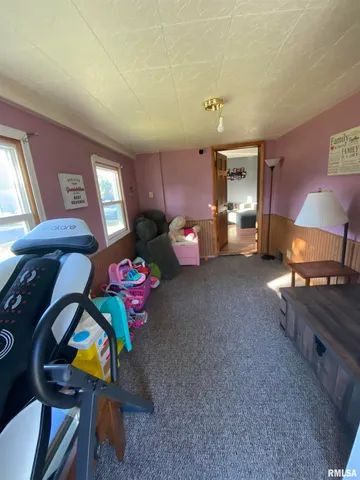 $145,000 | 303 East Adams Street, Rushville, IL 62681