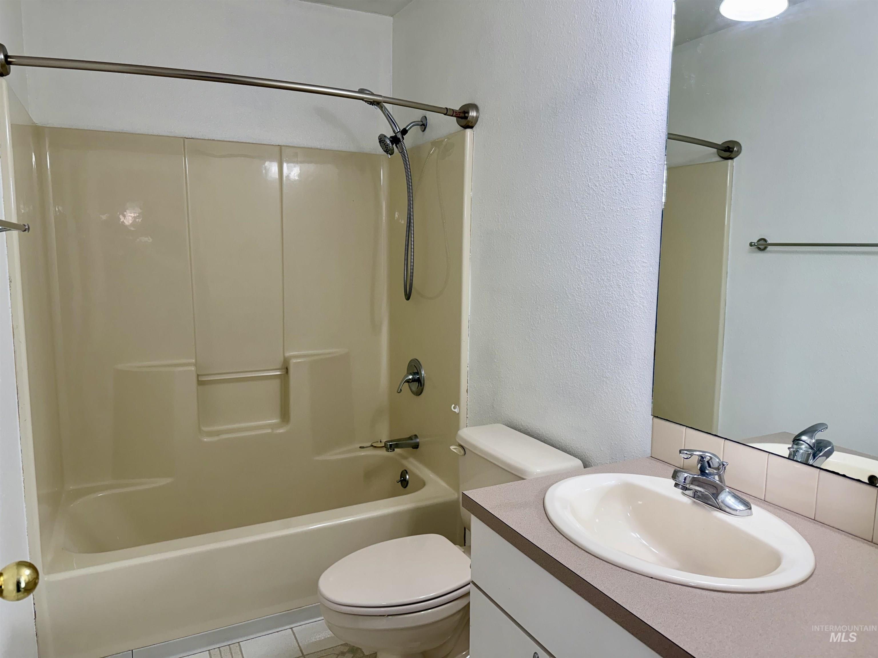 607 Park Street Lewiston, ID 83501 - Photo 8 of 22