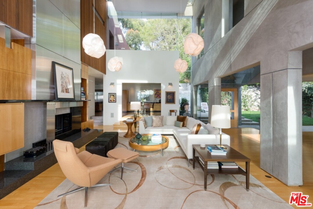 50 Haldeman Road Santa Monica, CA 90402 - Photo 3 of 18 Gallery Image 3