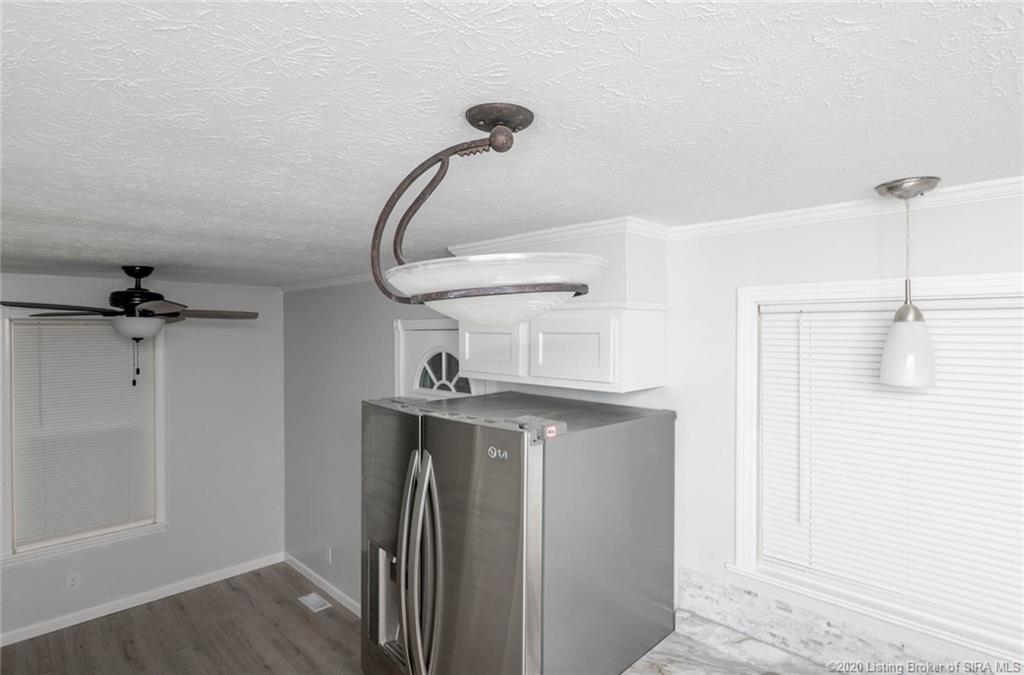 917 Assembly Road Jeffersonville, IN 47130 - Photo 16 of 43 Gallery Image 16
