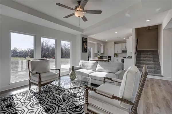 $399,900 | 1816 Silverback Way, Pittsburg, KS 66762