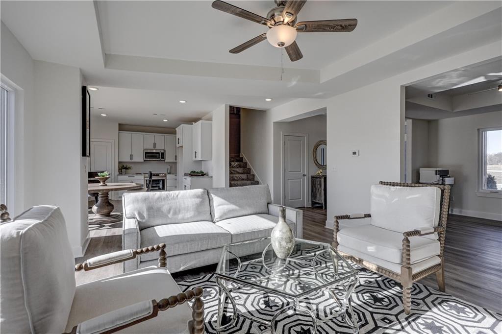 1816 Silverback Way Pittsburg, KS 66762 - Photo 13 of 54