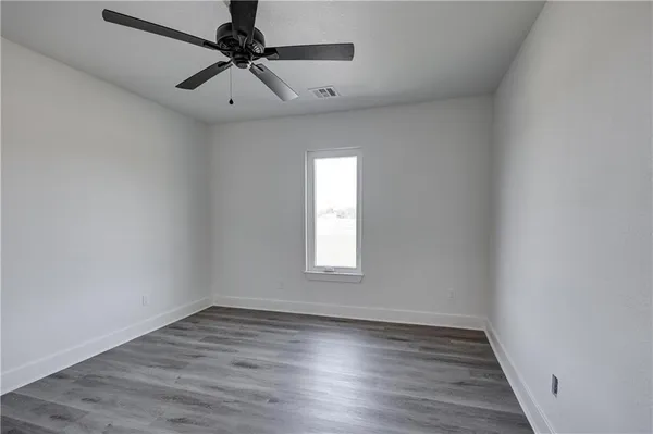 $399,900 | 1816 Silverback Way, Pittsburg, KS 66762