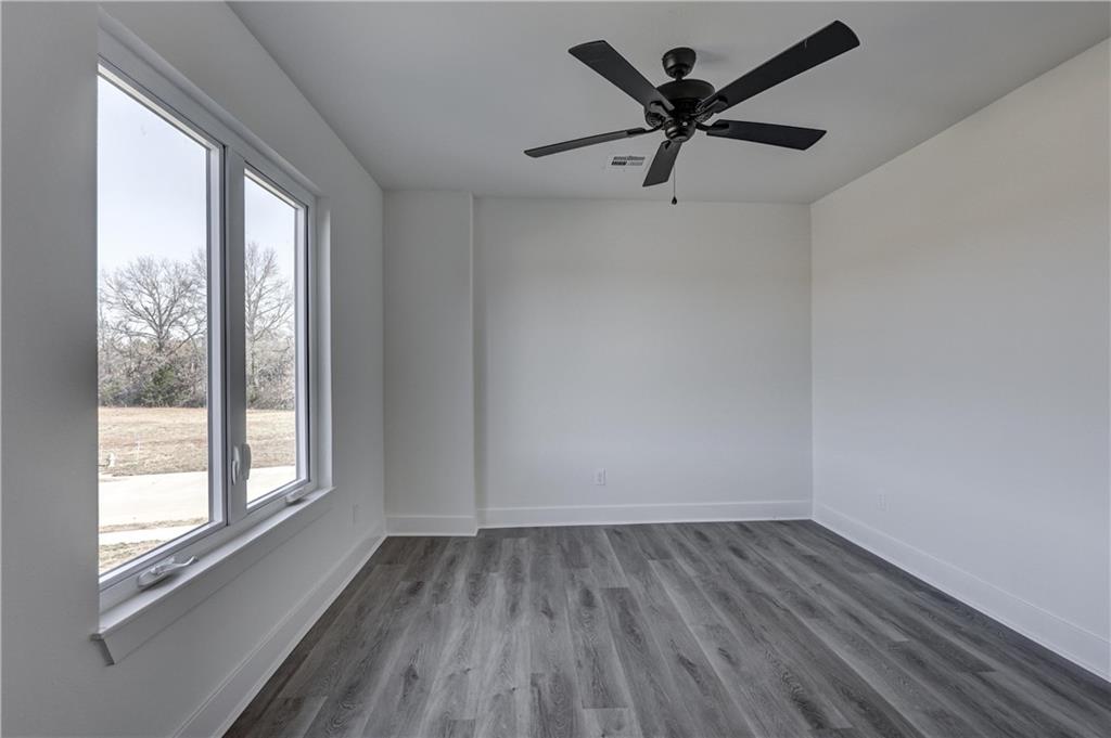 1816 Silverback Way Pittsburg, KS 66762 - Photo 35 of 54