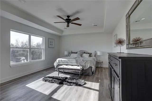 $399,900 | 1816 Silverback Way, Pittsburg, KS 66762