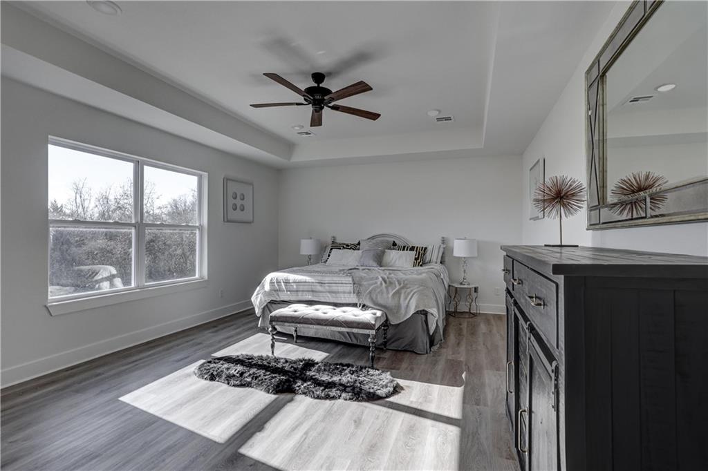 1816 Silverback Way Pittsburg, KS 66762 - Photo 41 of 54