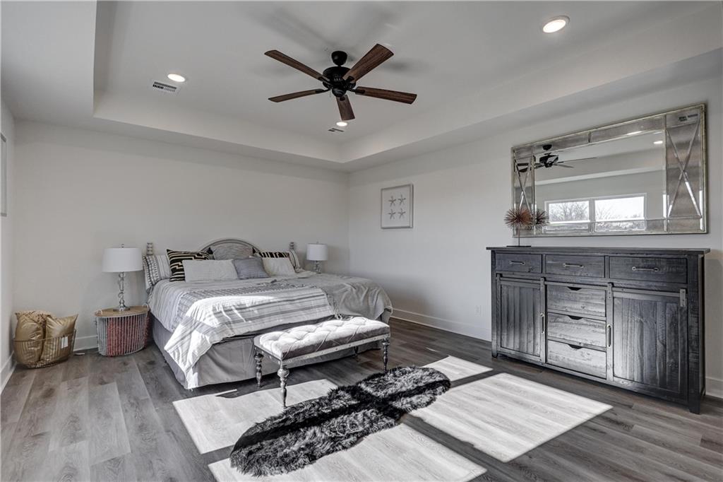 1816 Silverback Way Pittsburg, KS 66762 - Photo 43 of 54