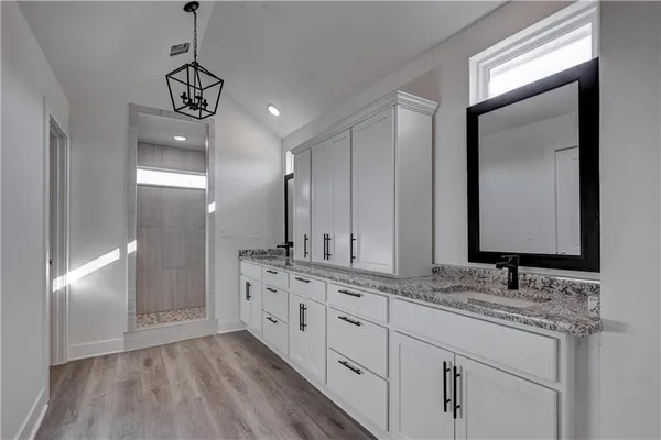 $399,900 | 1816 Silverback Way, Pittsburg, KS 66762