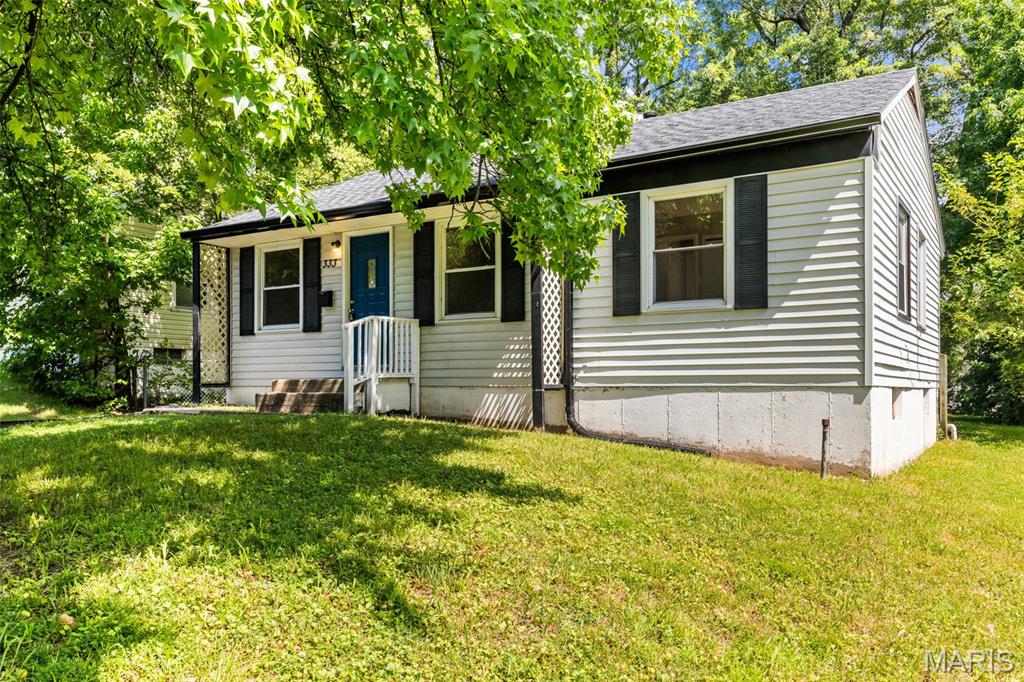 333 Lanark Road St. Louis, MO 63137 - Photo 2 of 26