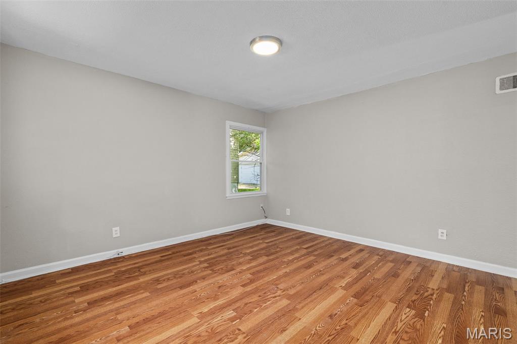 333 Lanark Road St. Louis, MO 63137 - Photo 8 of 26